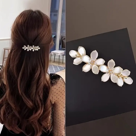 Accessories - Elegant Floral Rhinestone Hair Barrette – Perfect Bridal & Holiday Accessory 🌸
